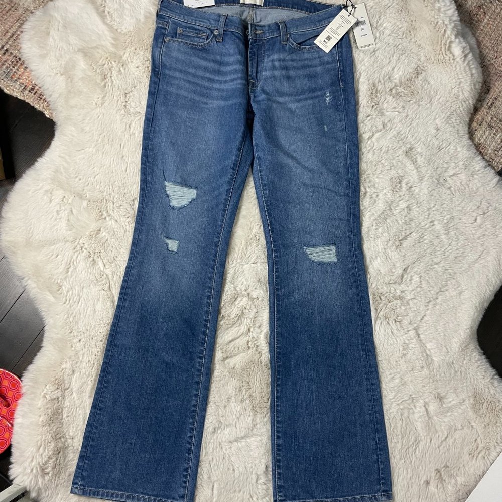 NWT ORIGINAL BOOTCUT IN DREAM - Size 30